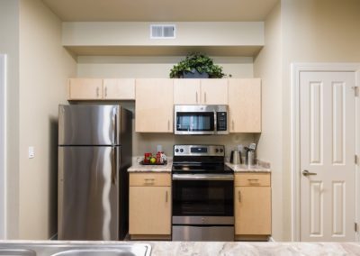 example kitchen area at the flats at ridgeview apartments